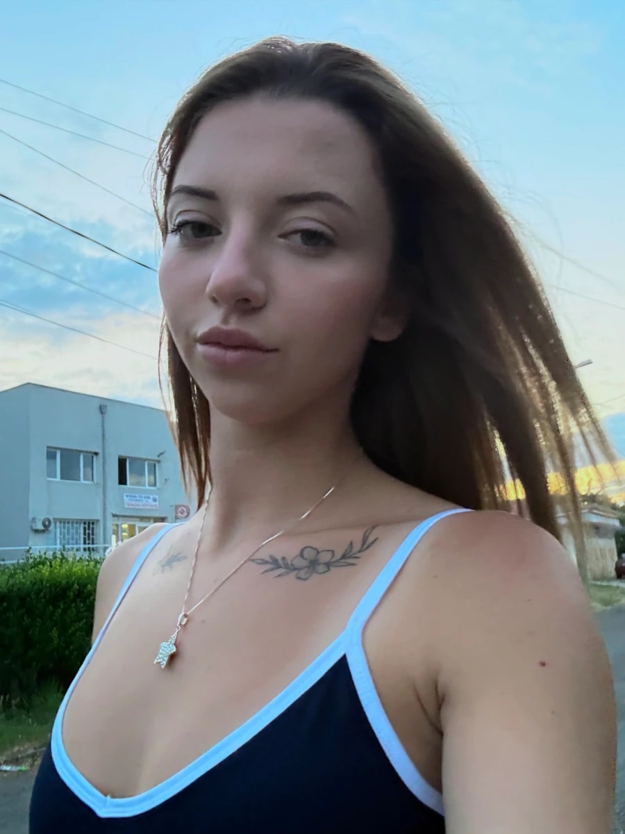 Габриела Мишинова